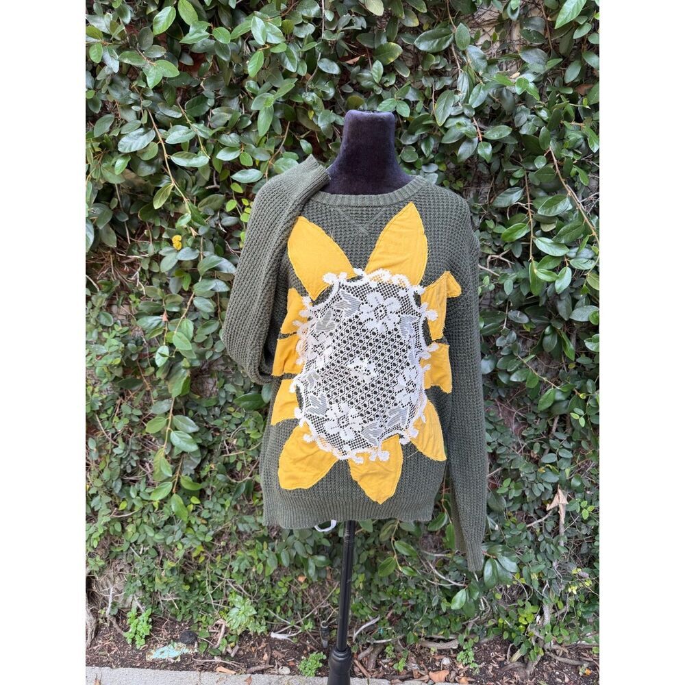 Upcycled Sweater - Sunflower appliqué