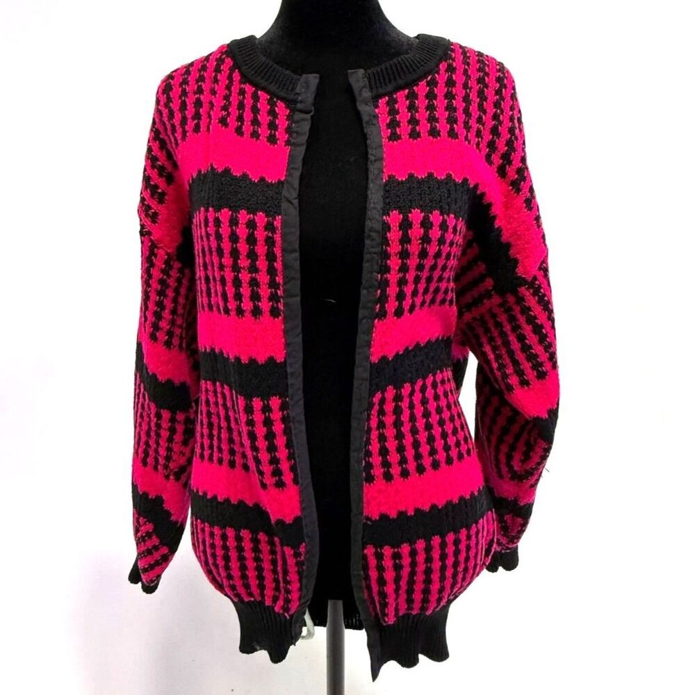 vintage hot pink & black stripe/houndstooth knitted cardigan