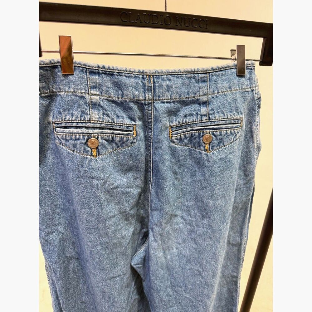 Liz Wear vintage pleated cropped medium wash deck pant