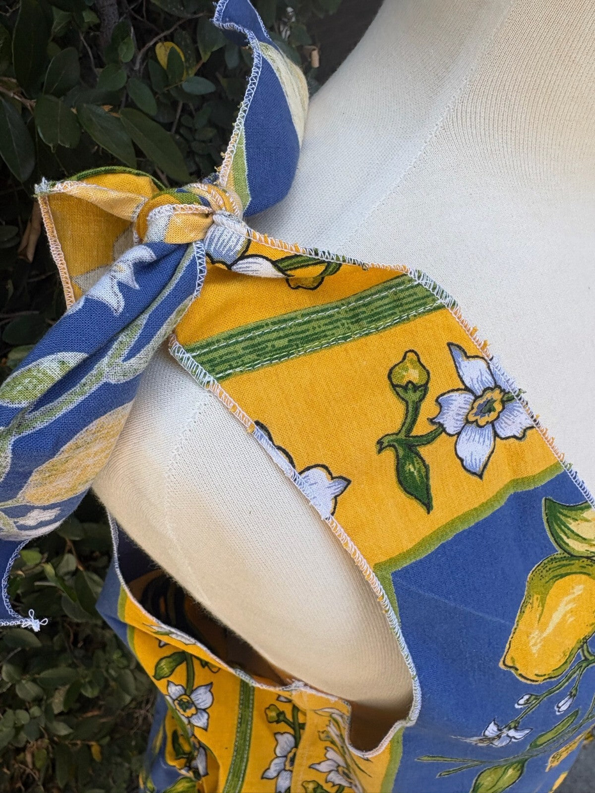 Upcycled lemon print dinner napkin set