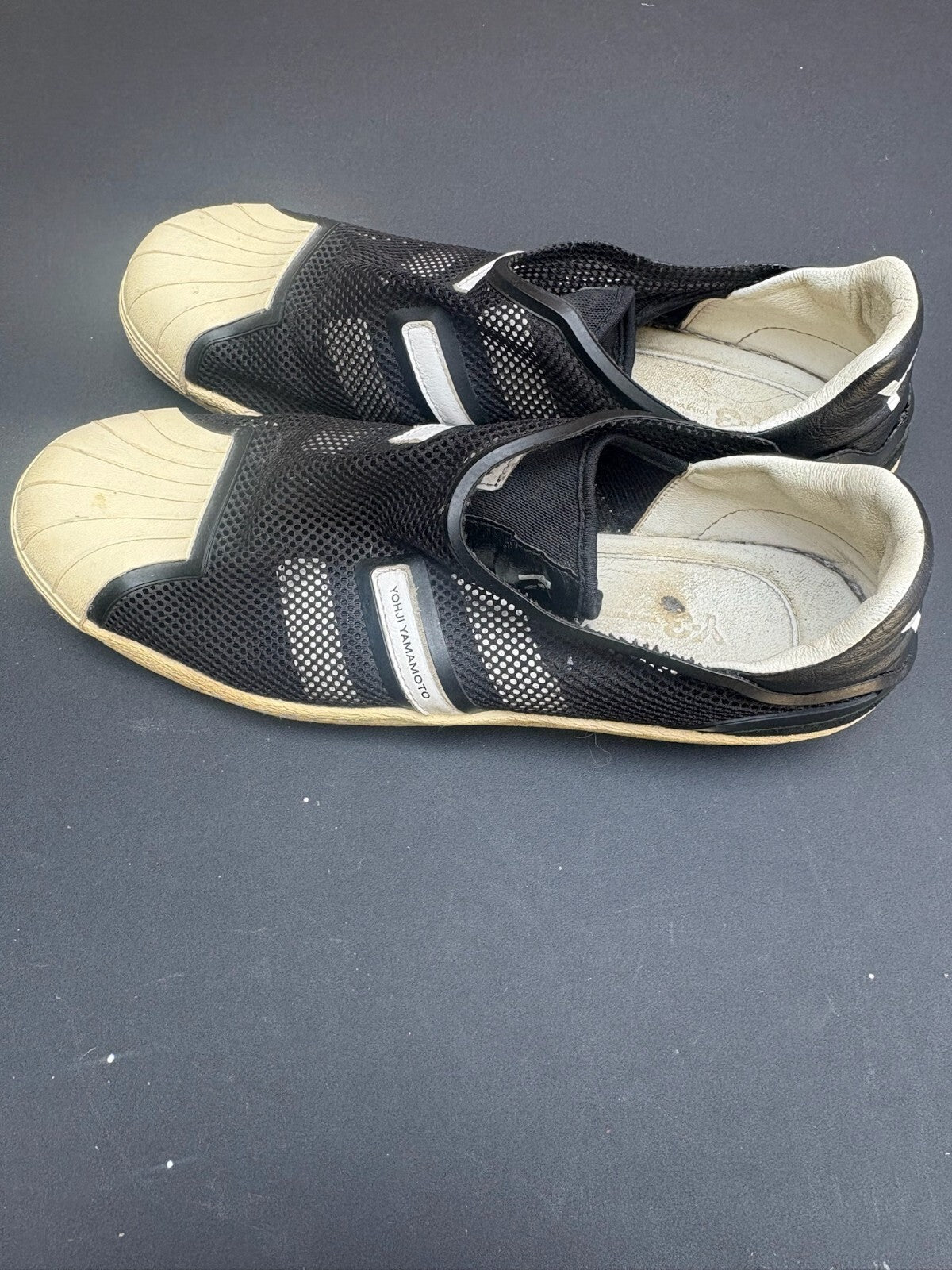 Yohji Yamamoto x Adidas	Y3 Q34819 black shell toes 10.5M