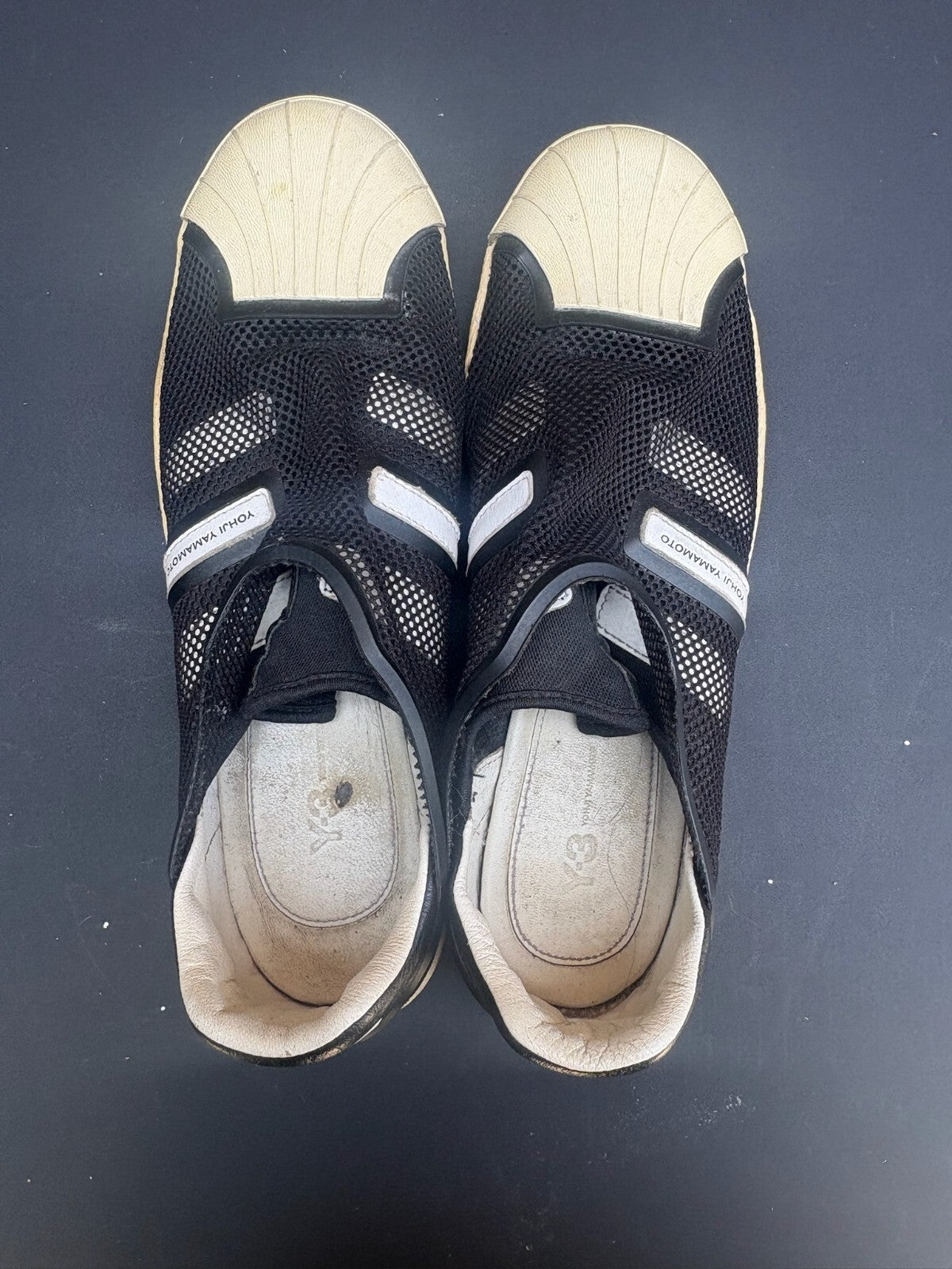 Yohji Yamamoto x Adidas	Y3 Q34819 black shell toes 10.5M