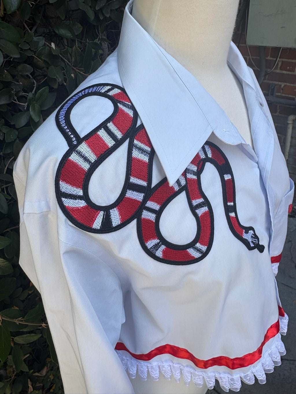 Upcycled cropped men's dress shirt - snake