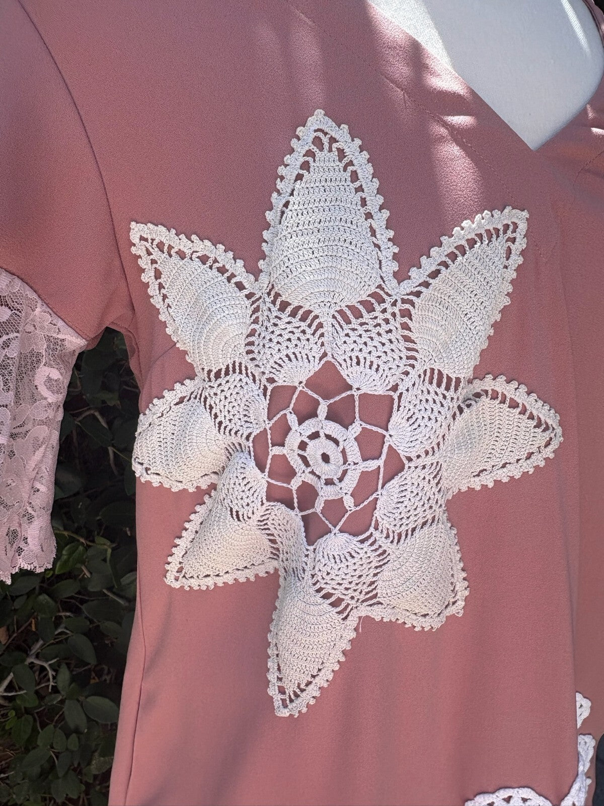 Upcycled dusty rose shift dress with lace doily appliqué