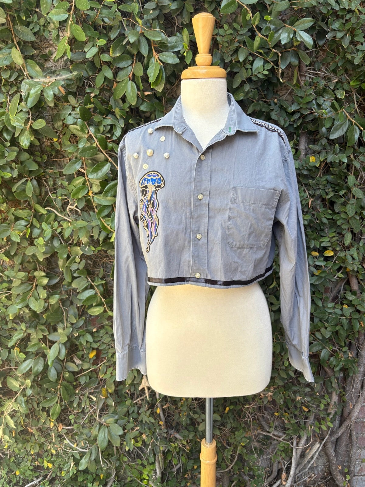 Upcycled cropped men's dress shirt - jellyfish