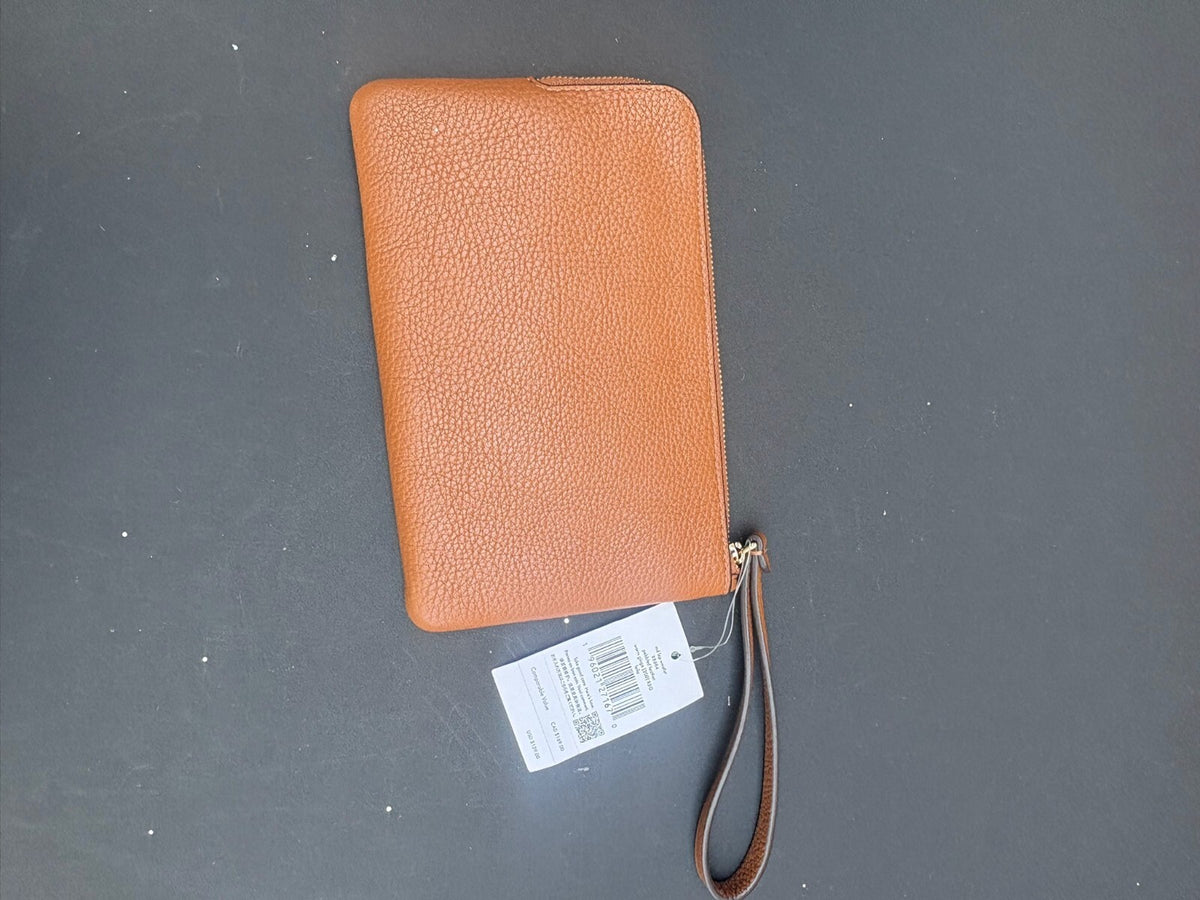 Kate Spade	NWT warm ginger pebble leather wristlet KB684
