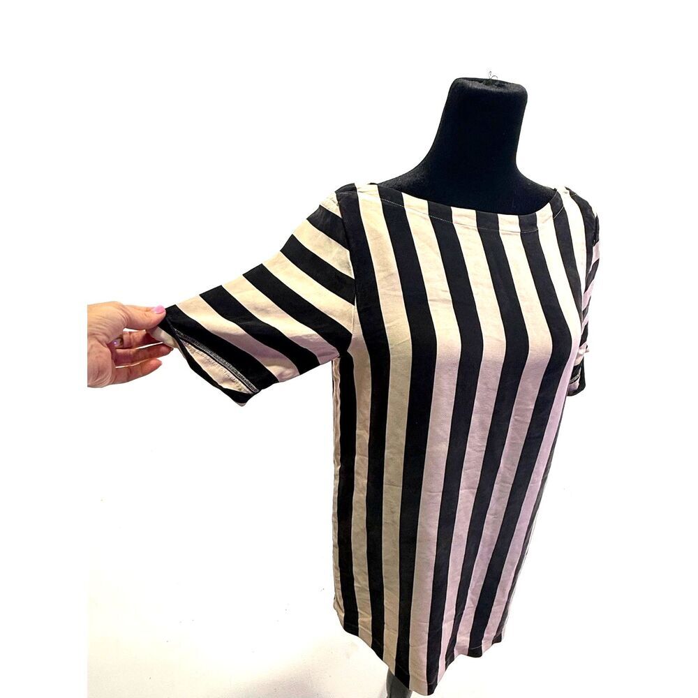 BCBGMAXAZRIA black & white vertical stripe mini shift dress